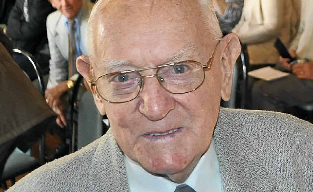 Many gathered at the Warwick Hotel to honour local and international hero, Fred Hyde.